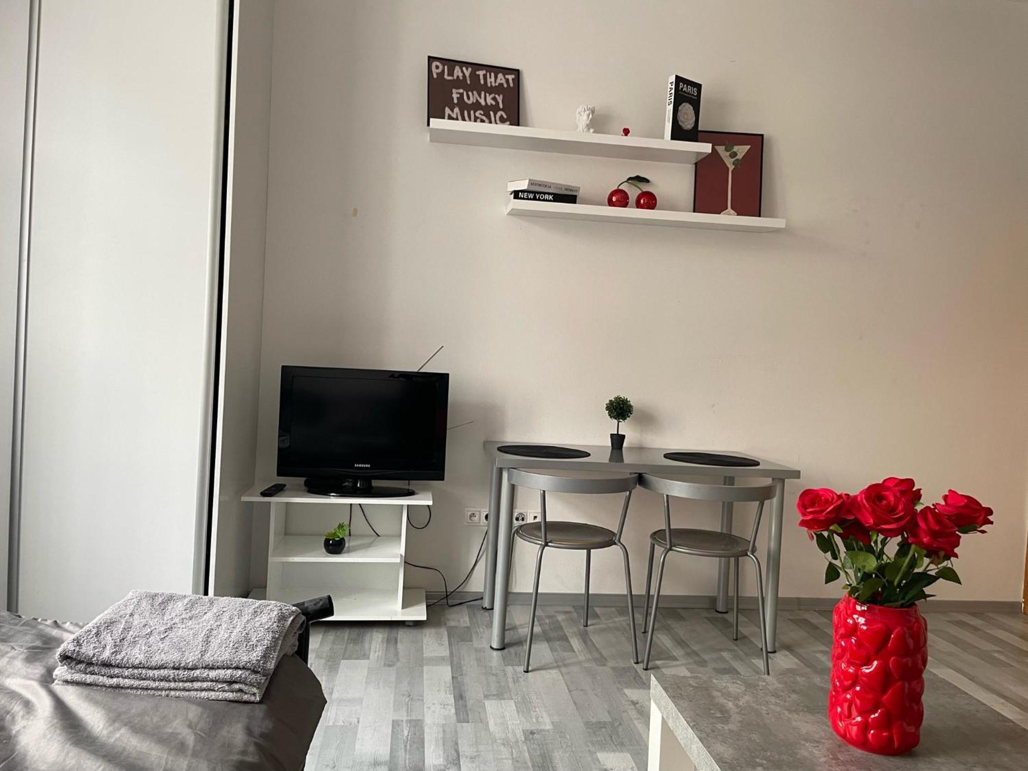 Tiffany Apartment In The City Center Bratislava Exterior photo